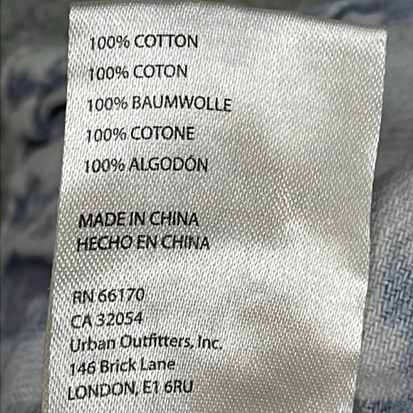 By Anthropologie Acid Wash Whitewash Denim Stretch Waist Paperbag Shorts Sz 8 - Picture 9 of 10